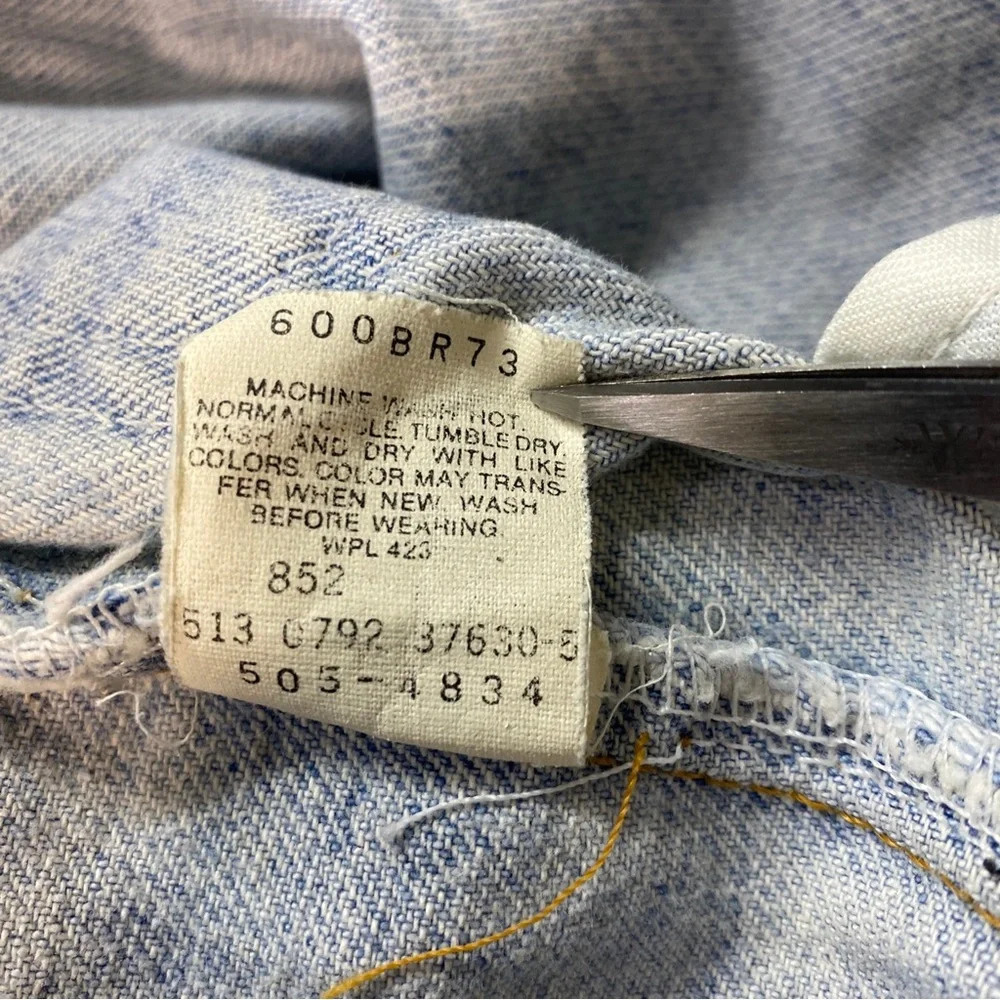 Vintage Levis Blank Tab 505xx 34X30 Measured (32X28 )Thrashed Paint Jeans USA‎